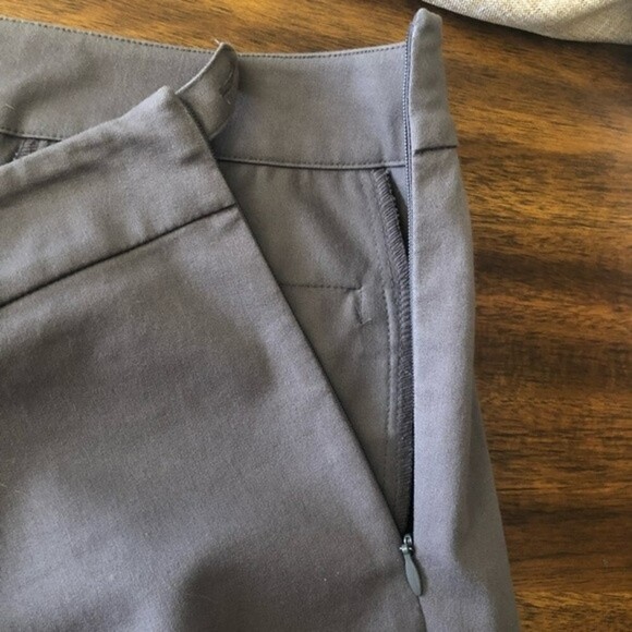 Eileen Fisher Gray Ankle Zipper Pants Size Small - Picture 6 of 9